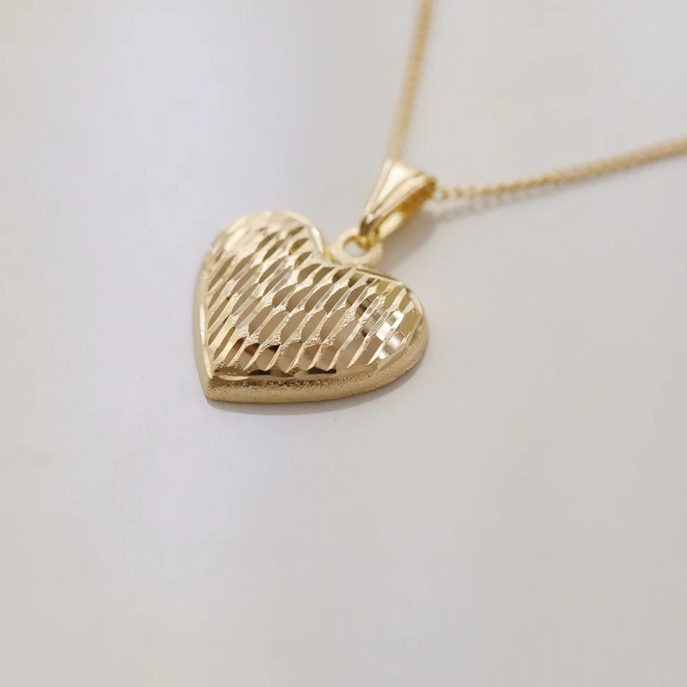 Gold Heart Necklace - Picture 3 of 6